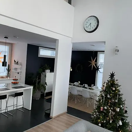 Luxury Vuopajanranta فيلة *